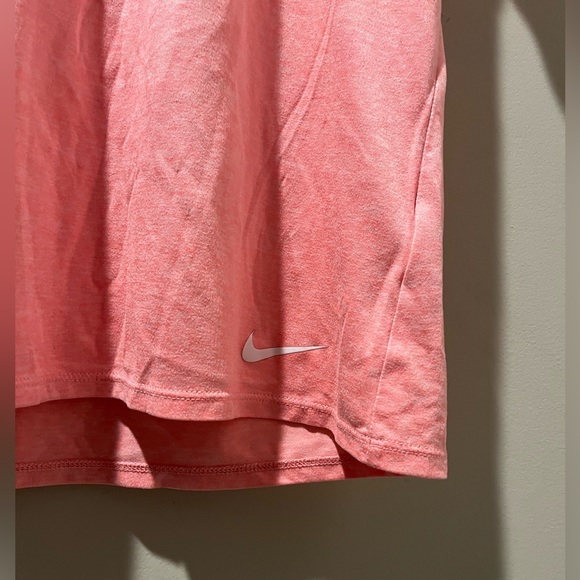 Nike DRI-FIT t shirt - coral - Picture 3 of 4